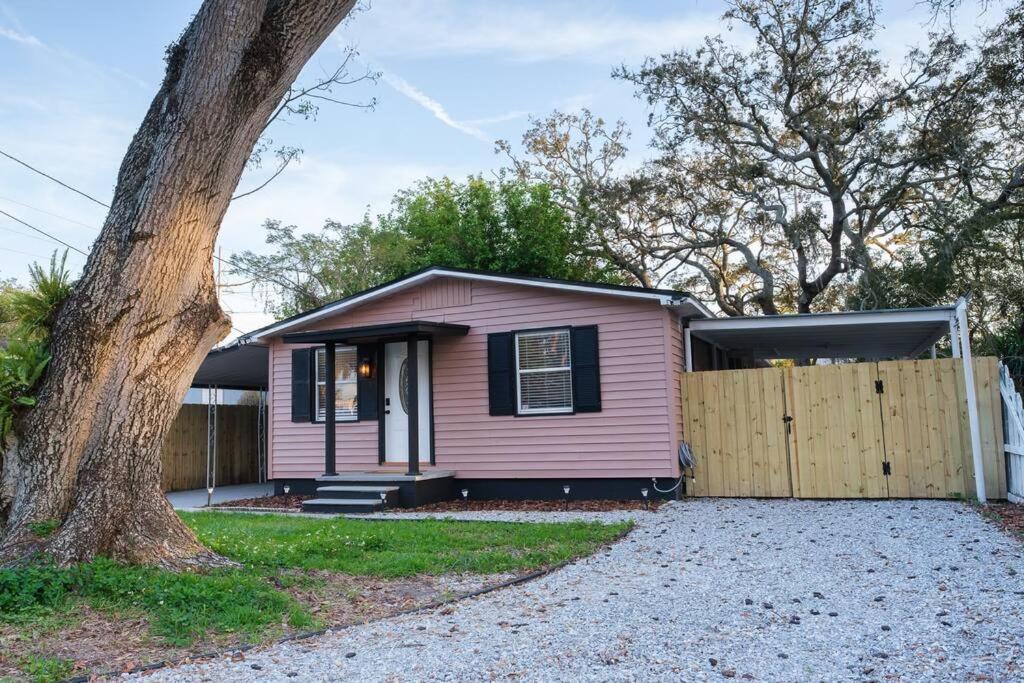فيلا House Near Tampa Zoo And Busch Gardens, Free High Speed Wifi المظهر الخارجي الصورة